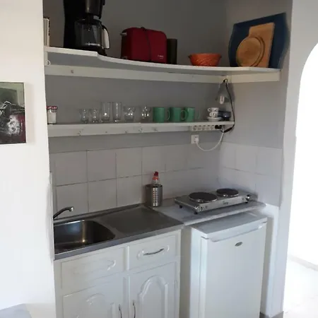Aloni Apartment Kamilari